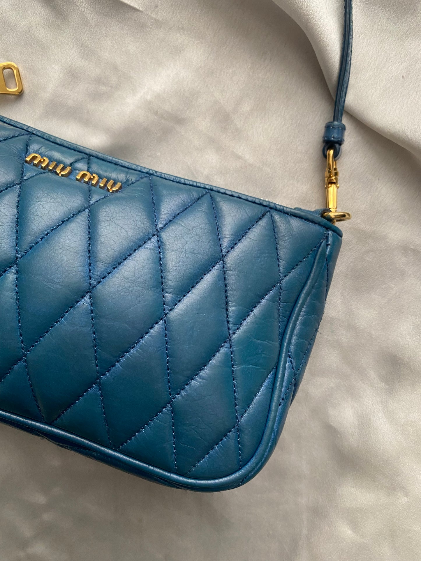Miu Miu pochette oceano