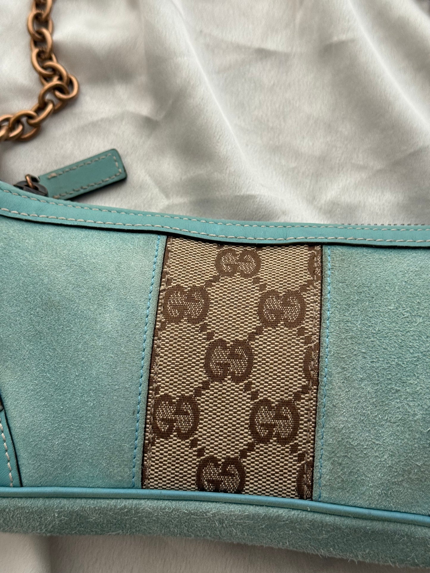 Gucci nailhead pochette azzurro