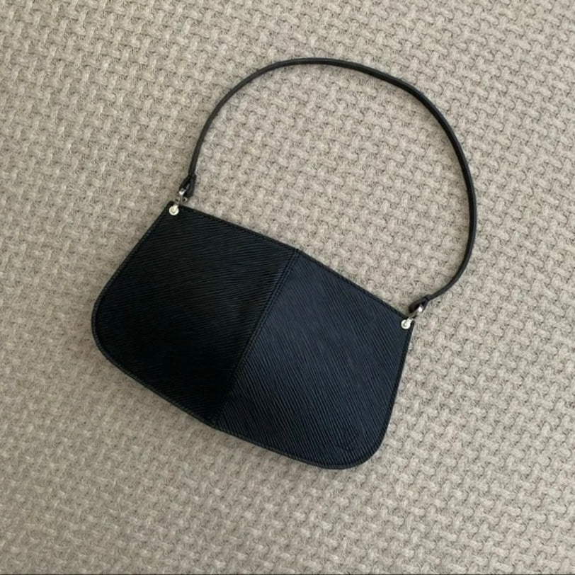 Louis Vuitton demi lune epi clutch bag