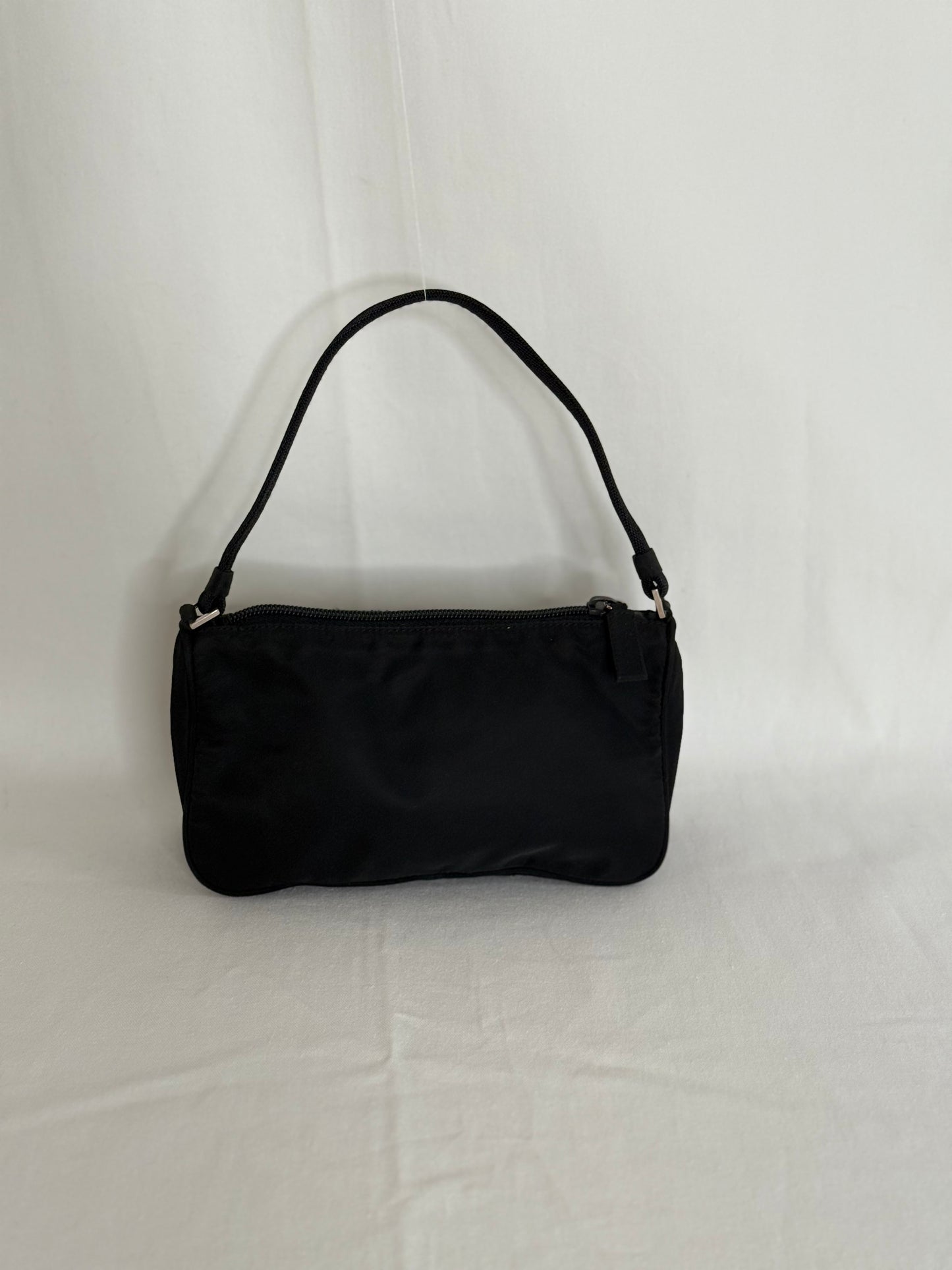 Prada hobo 2002 black
