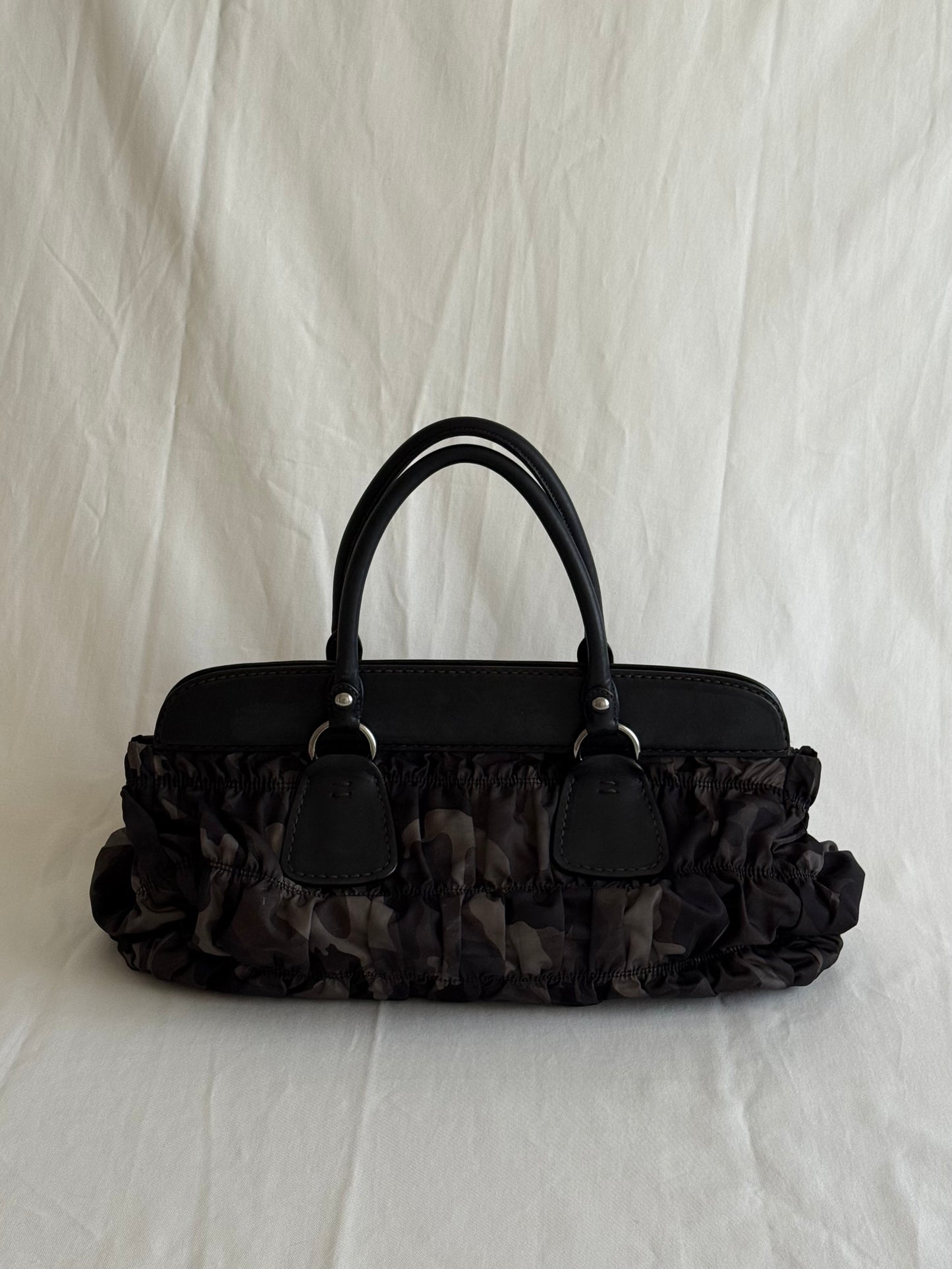 Prada shopping camo fumo