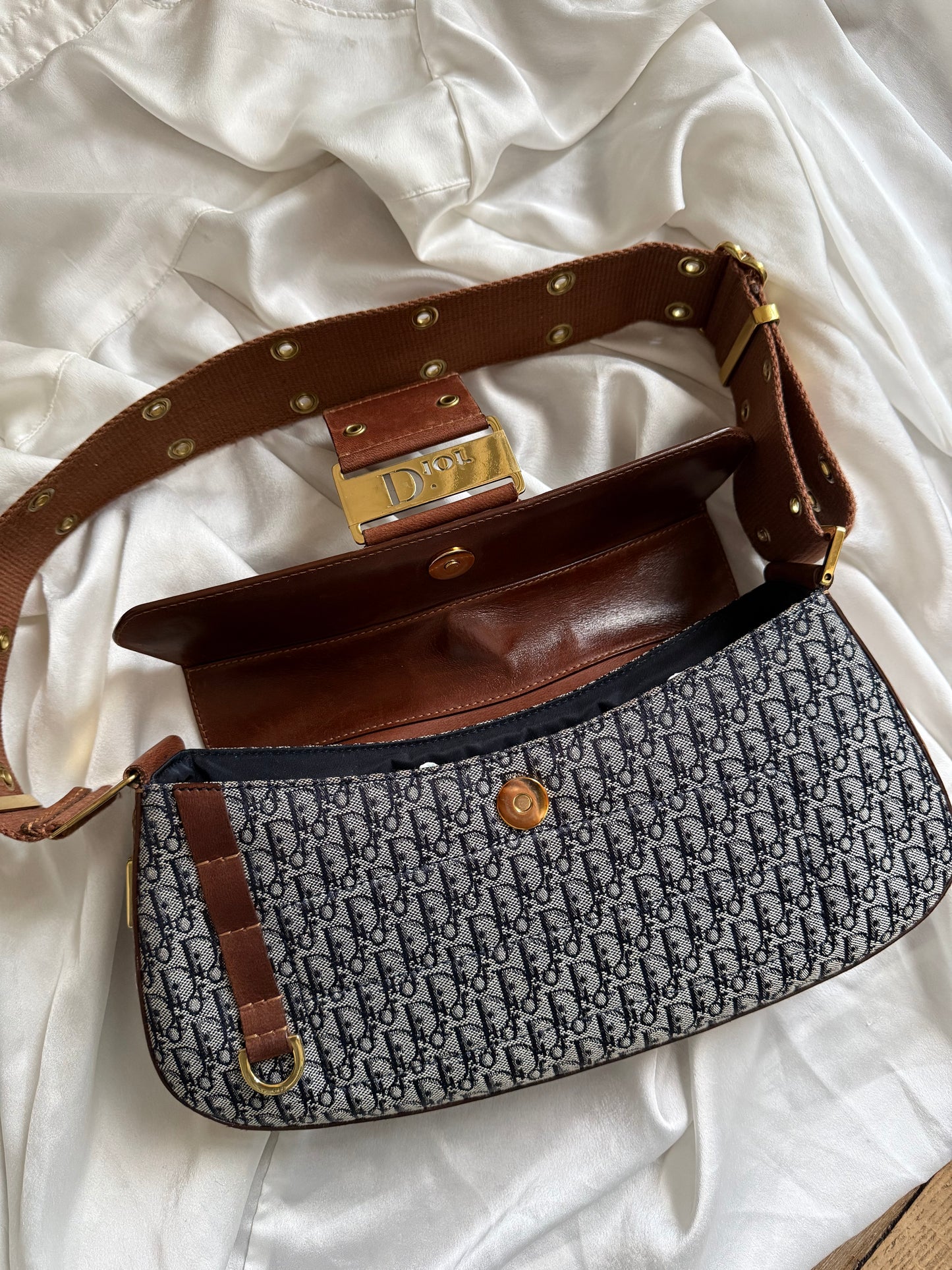 Dior columbus monogram collezione street chic