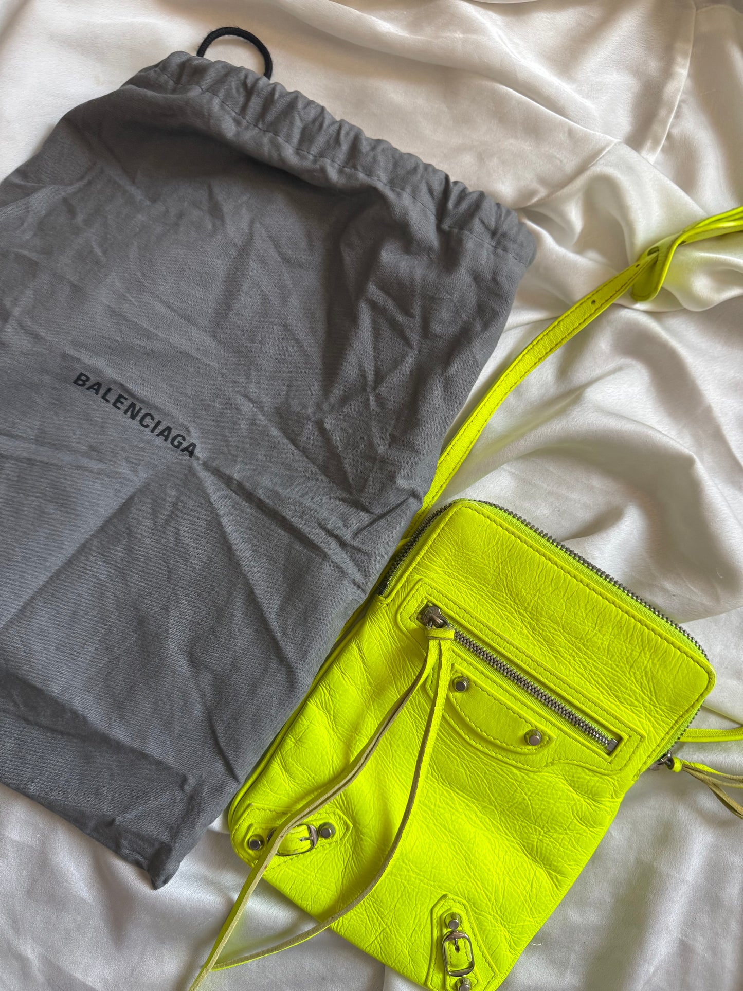 Balenciaga phone holder fw 2016 neon