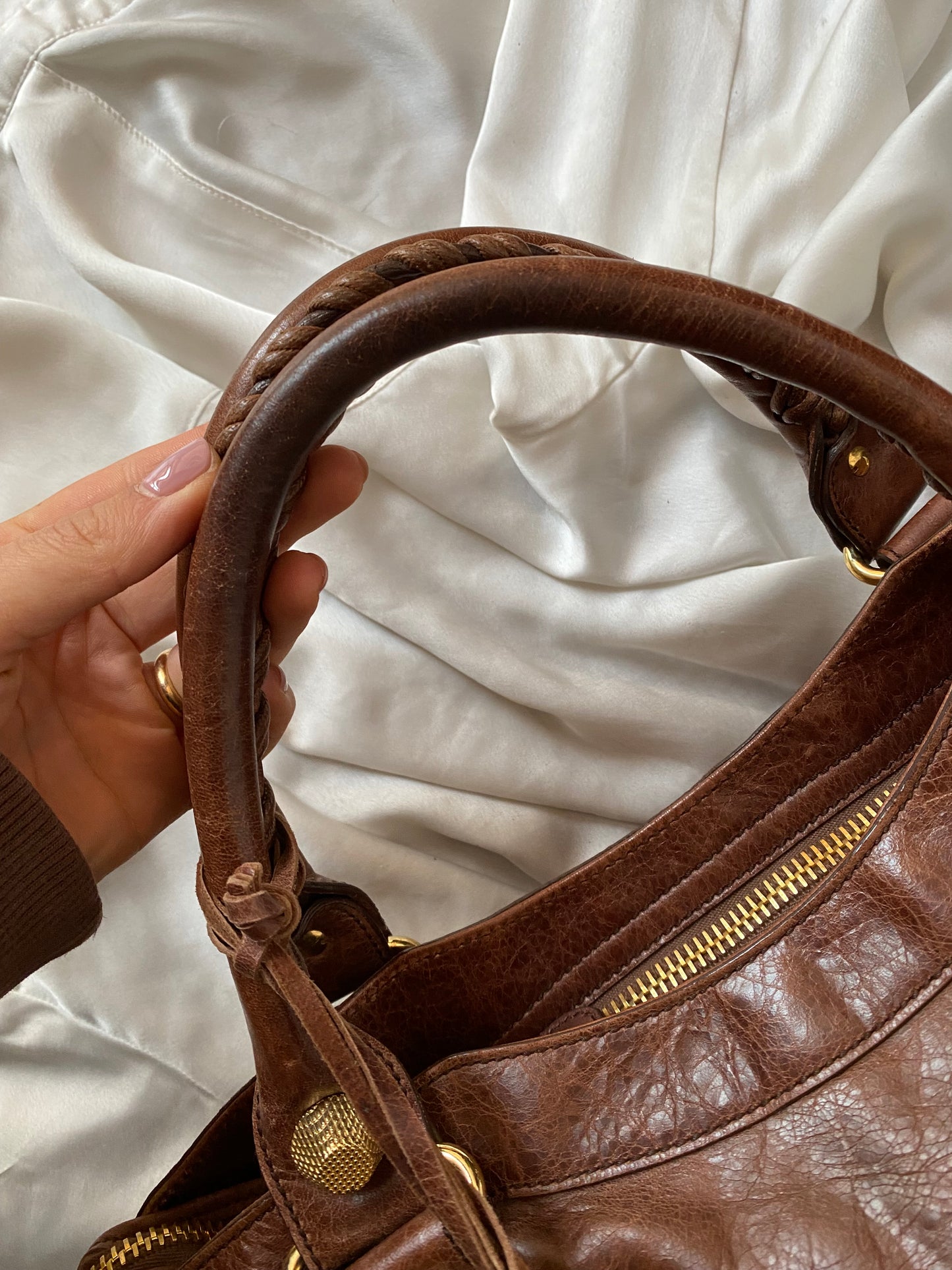 Balenciaga city chataigne giant hw gold