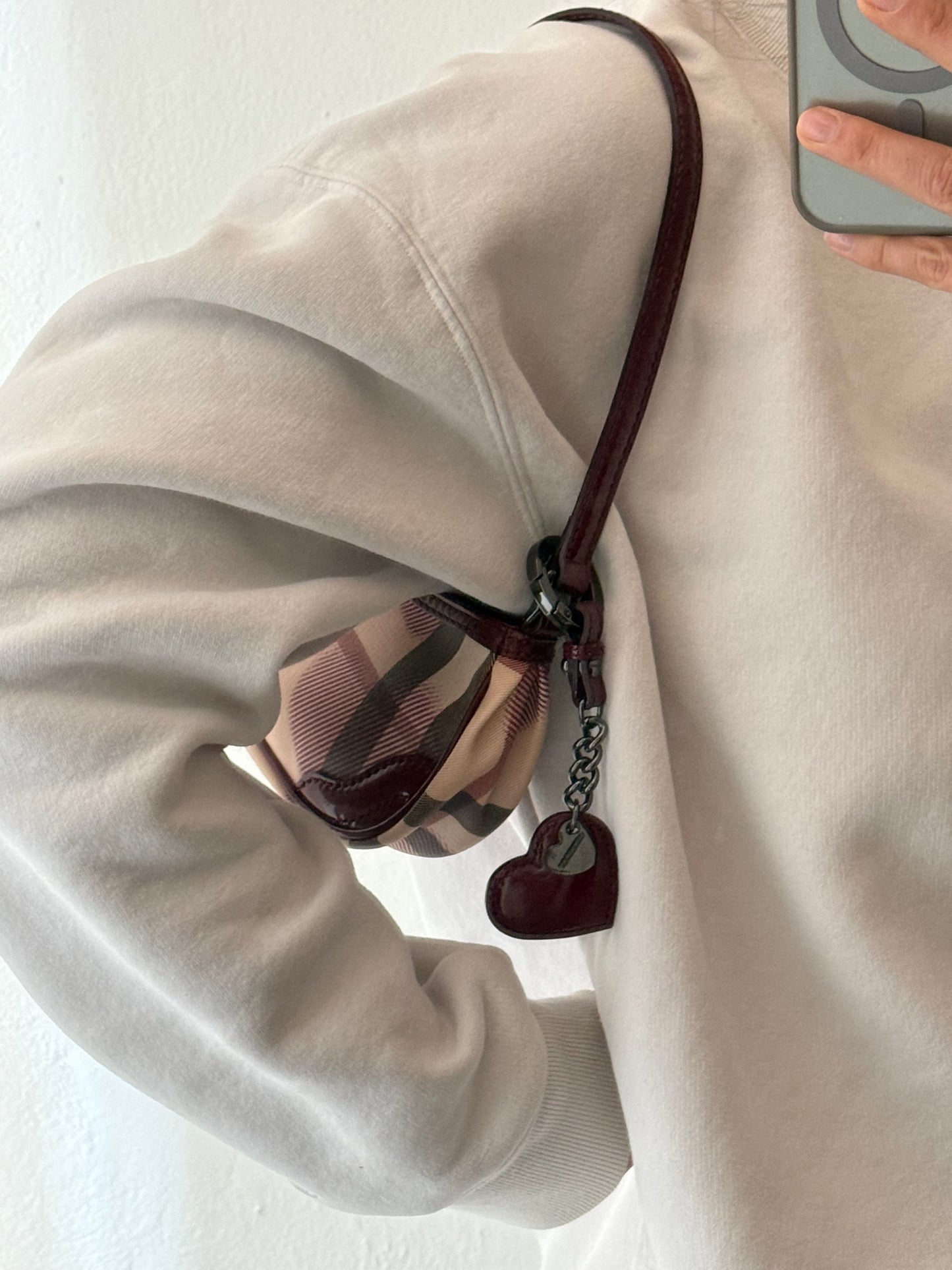 Burberry nova check painted hearts