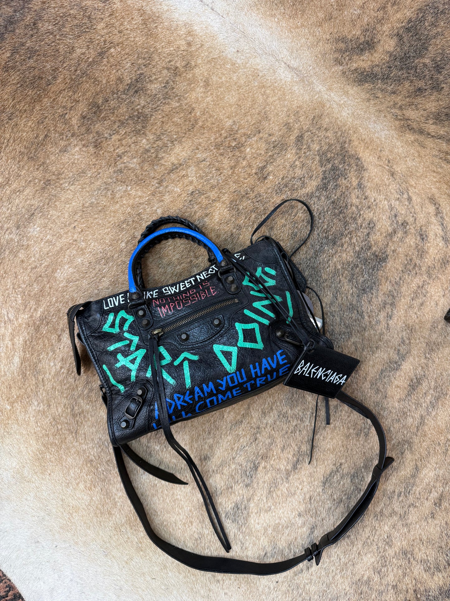 Balenciaga city graffiti small f/w 2018