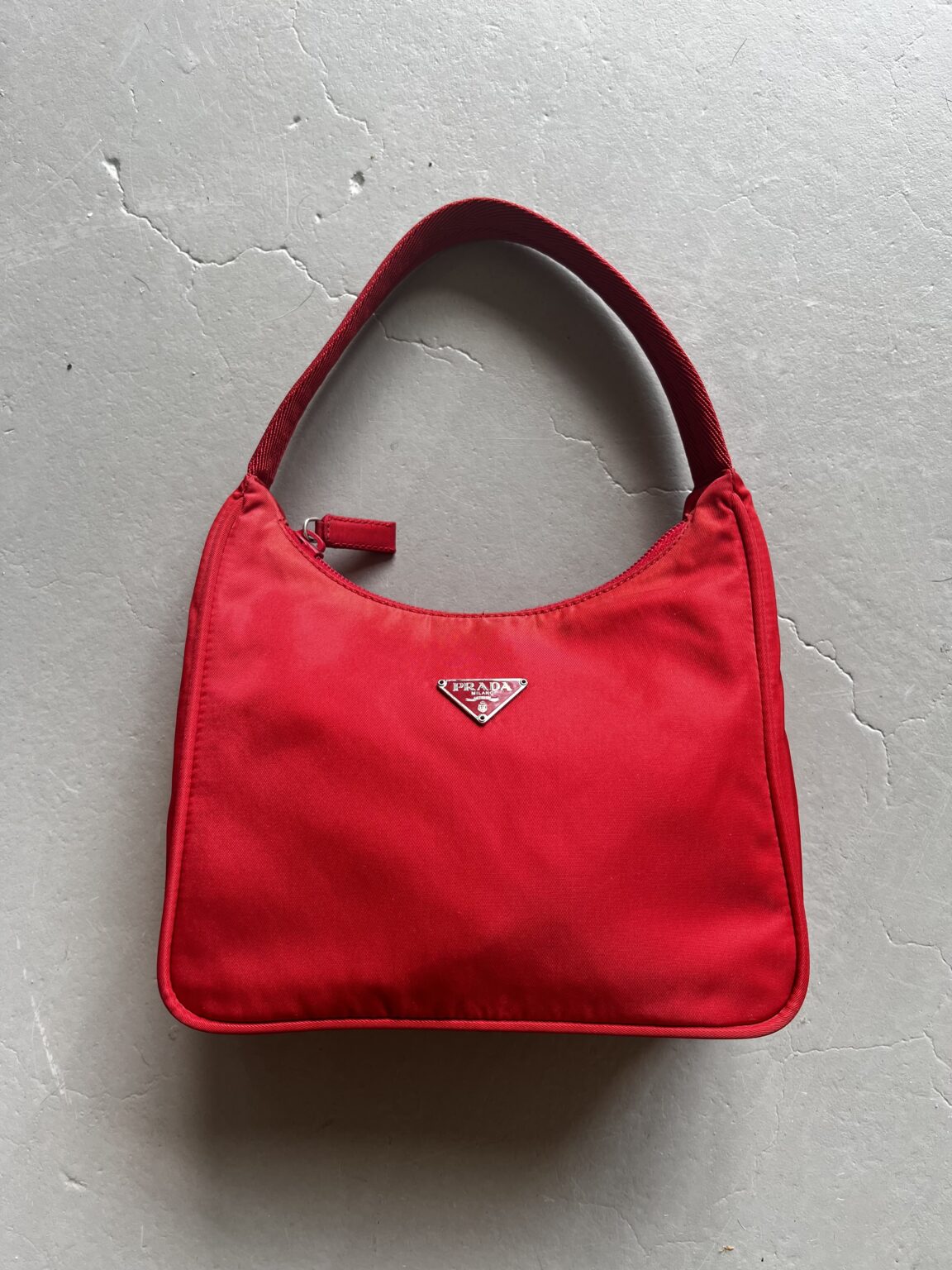Prada mini hobo edition 2000 cherry