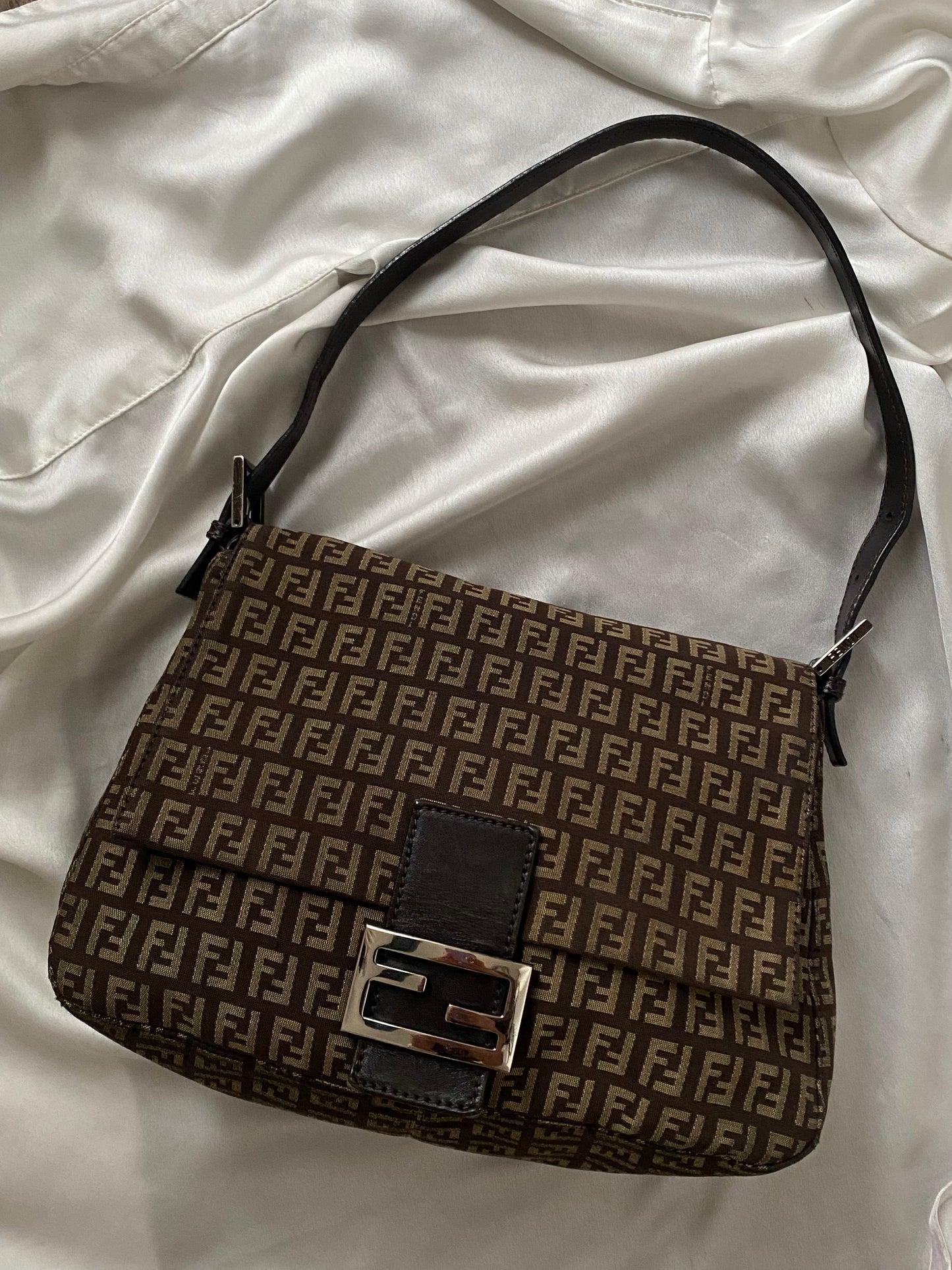 Fendi mom baguette zucchini brown