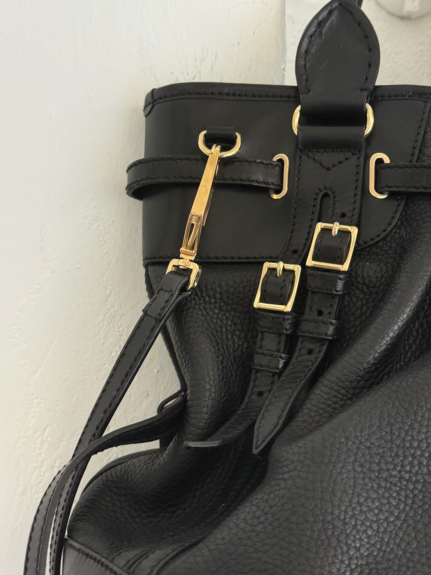 Burberry Bridle Whipstitch black
