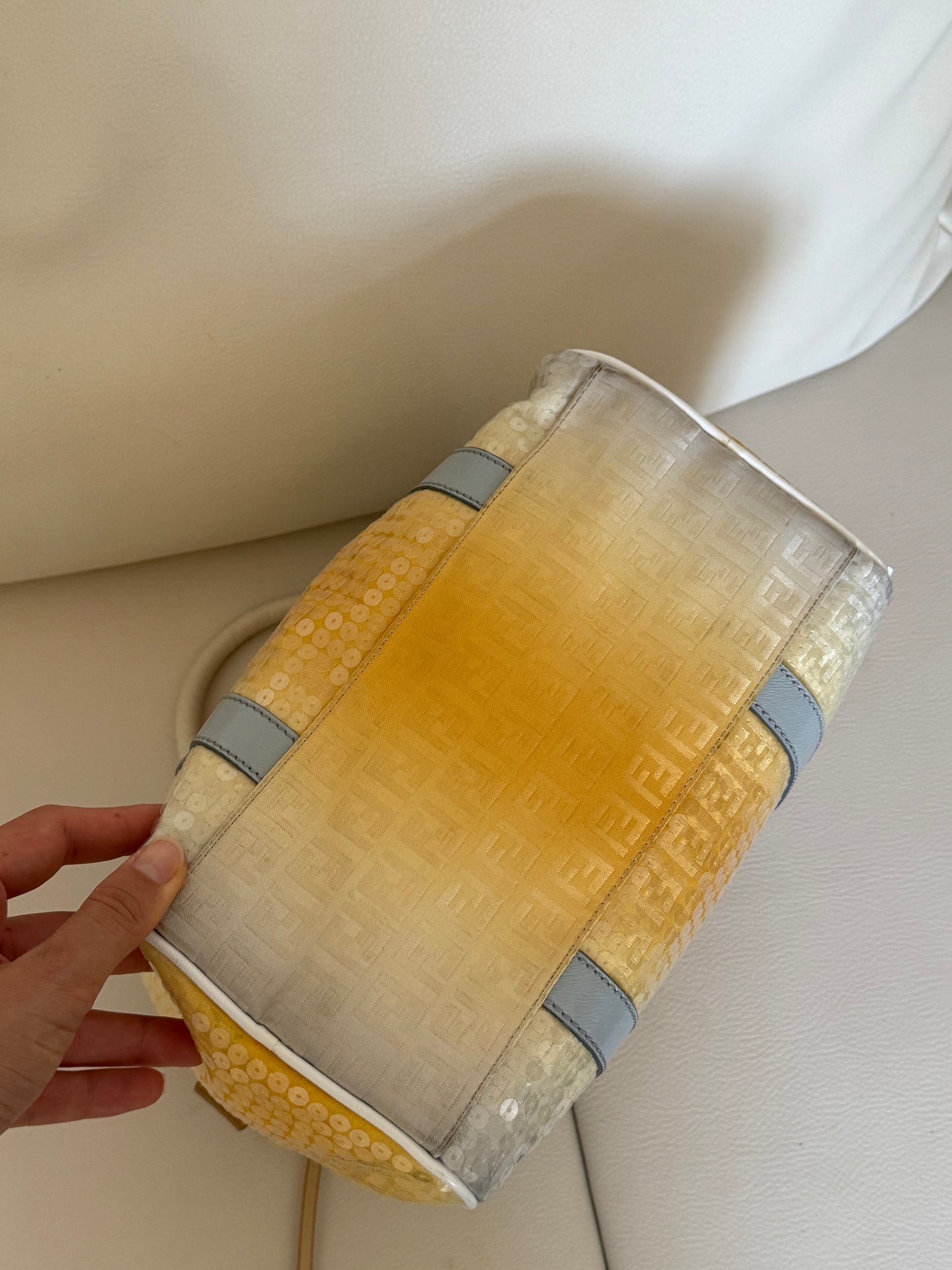 Bauletto Fendi small monogram zucchino paillette giallo