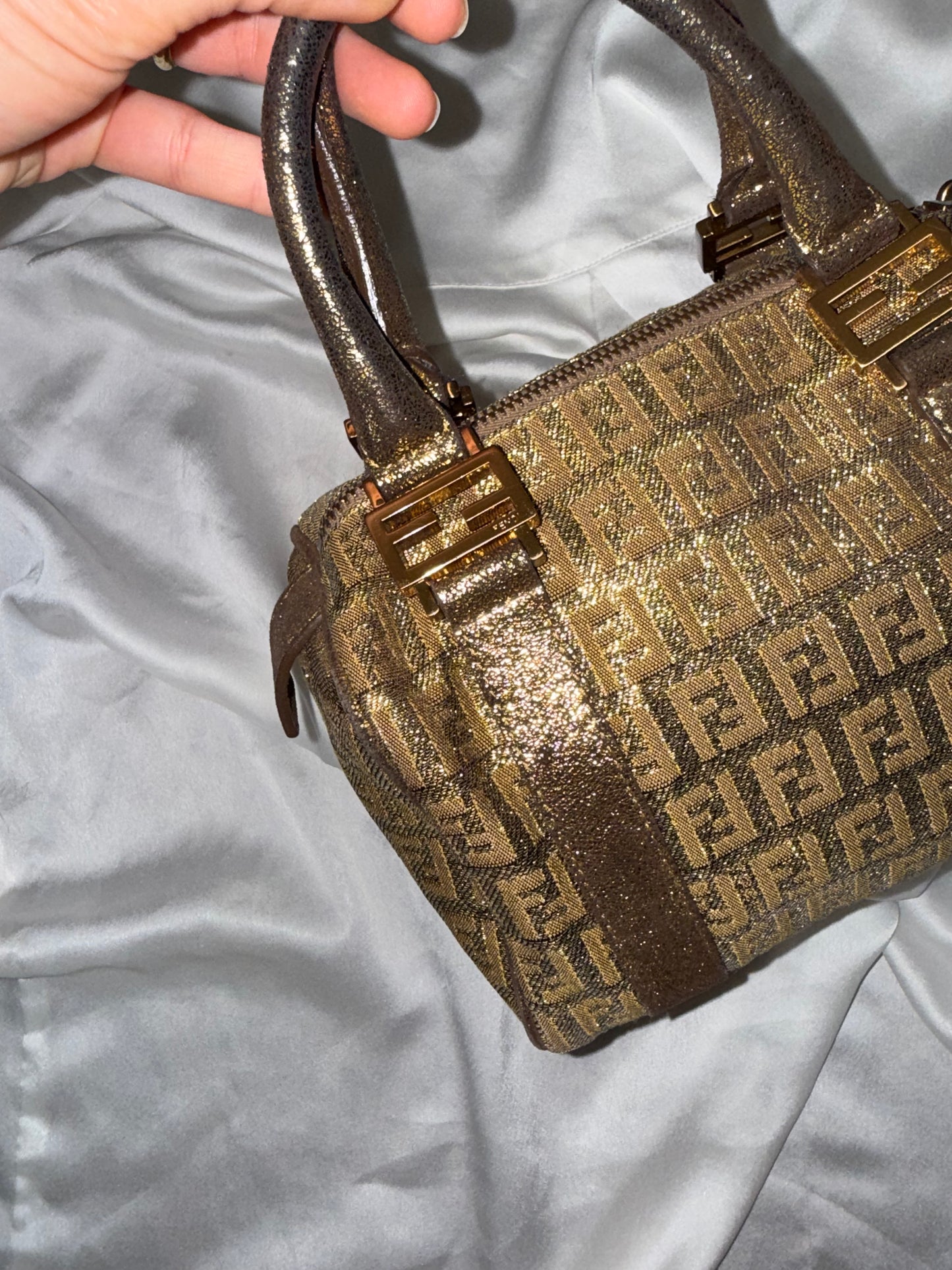 Fendi mini bauletto forever oro brillante
