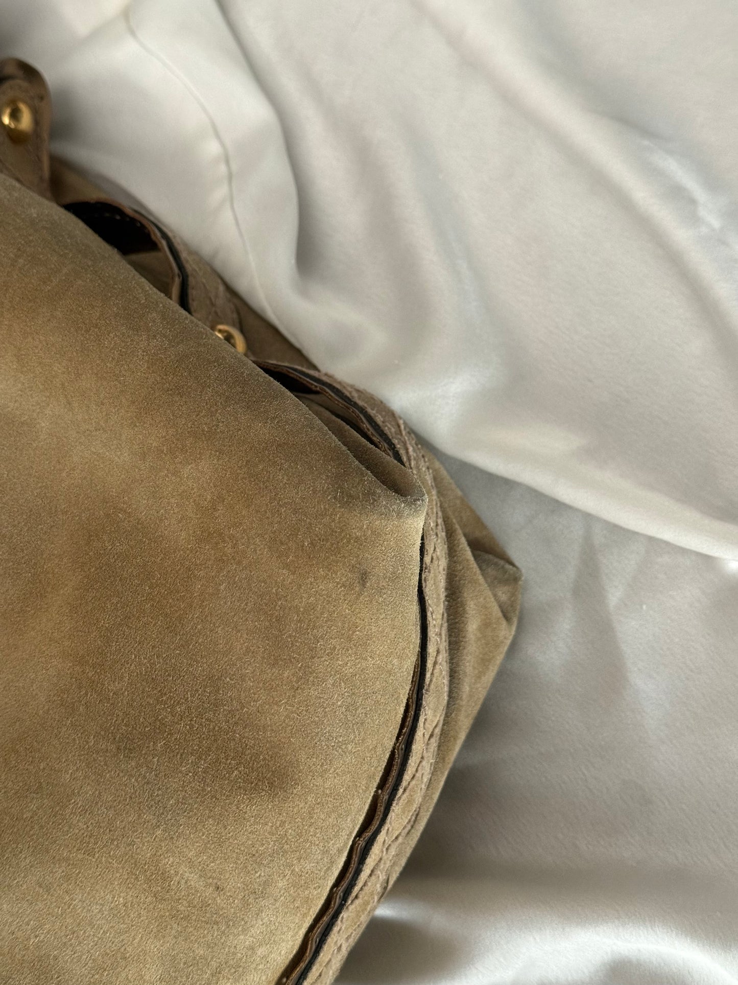 Gucci Irina tote in camoscio beige