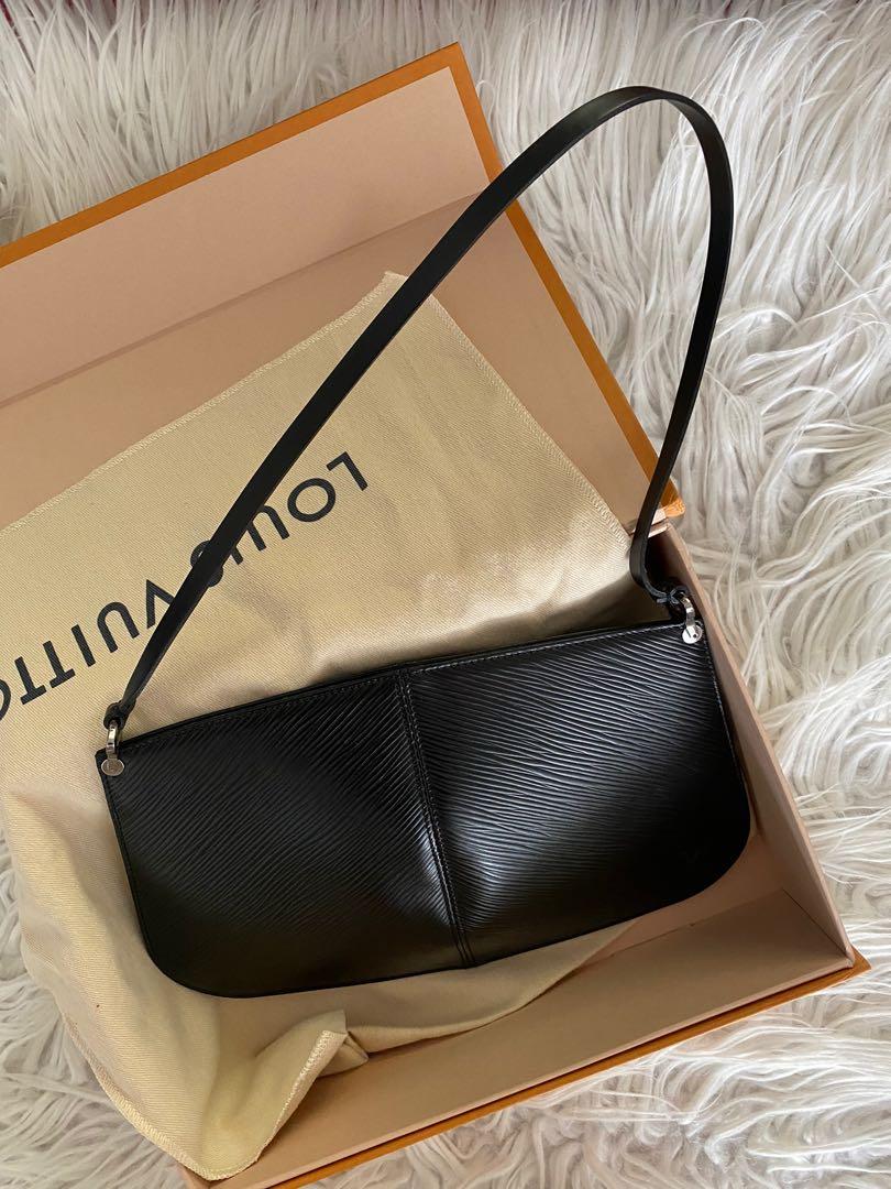 Louis Vuitton demi lune epi clutch bag