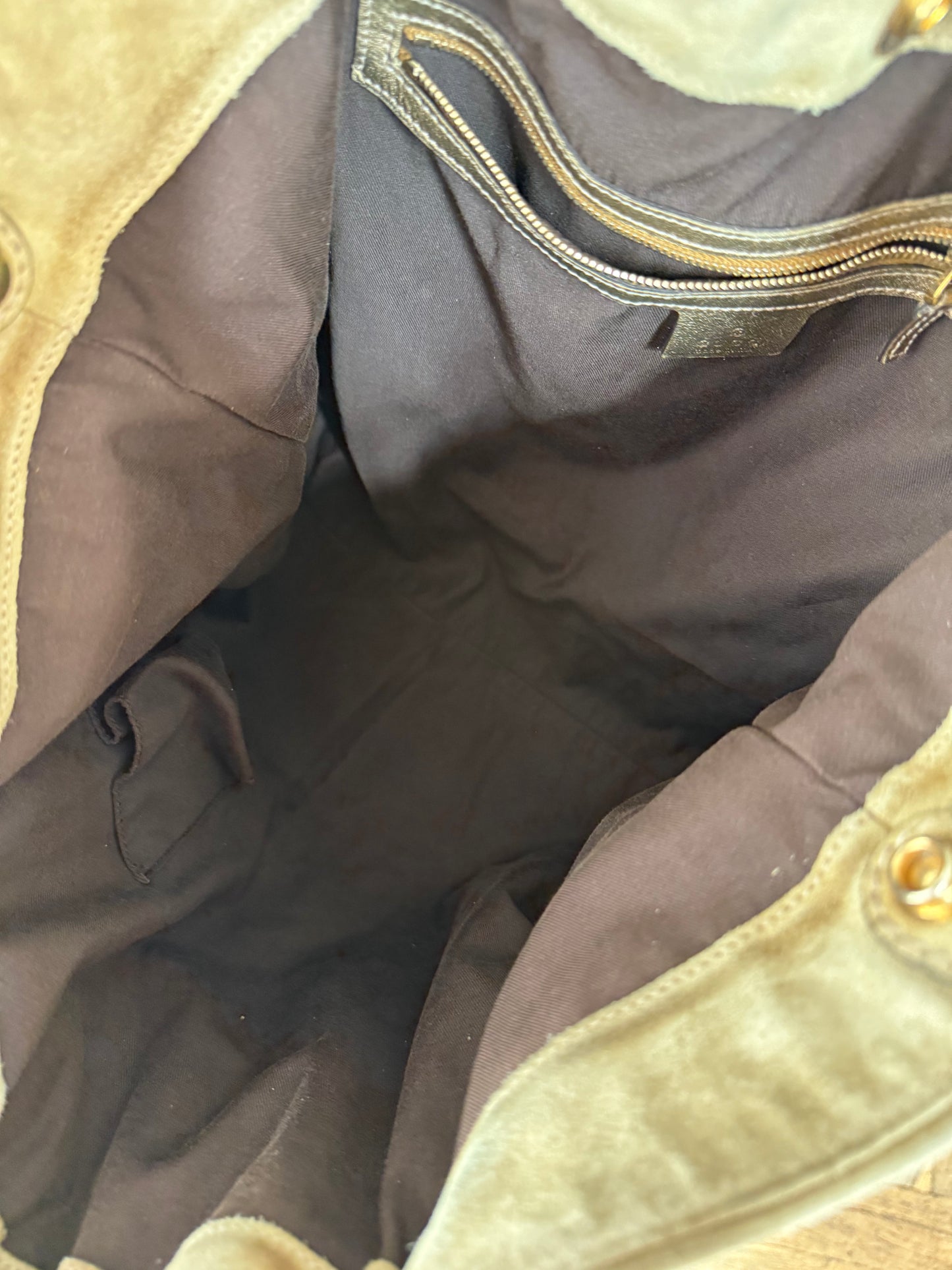 Gucci Irina tote in camoscio beige