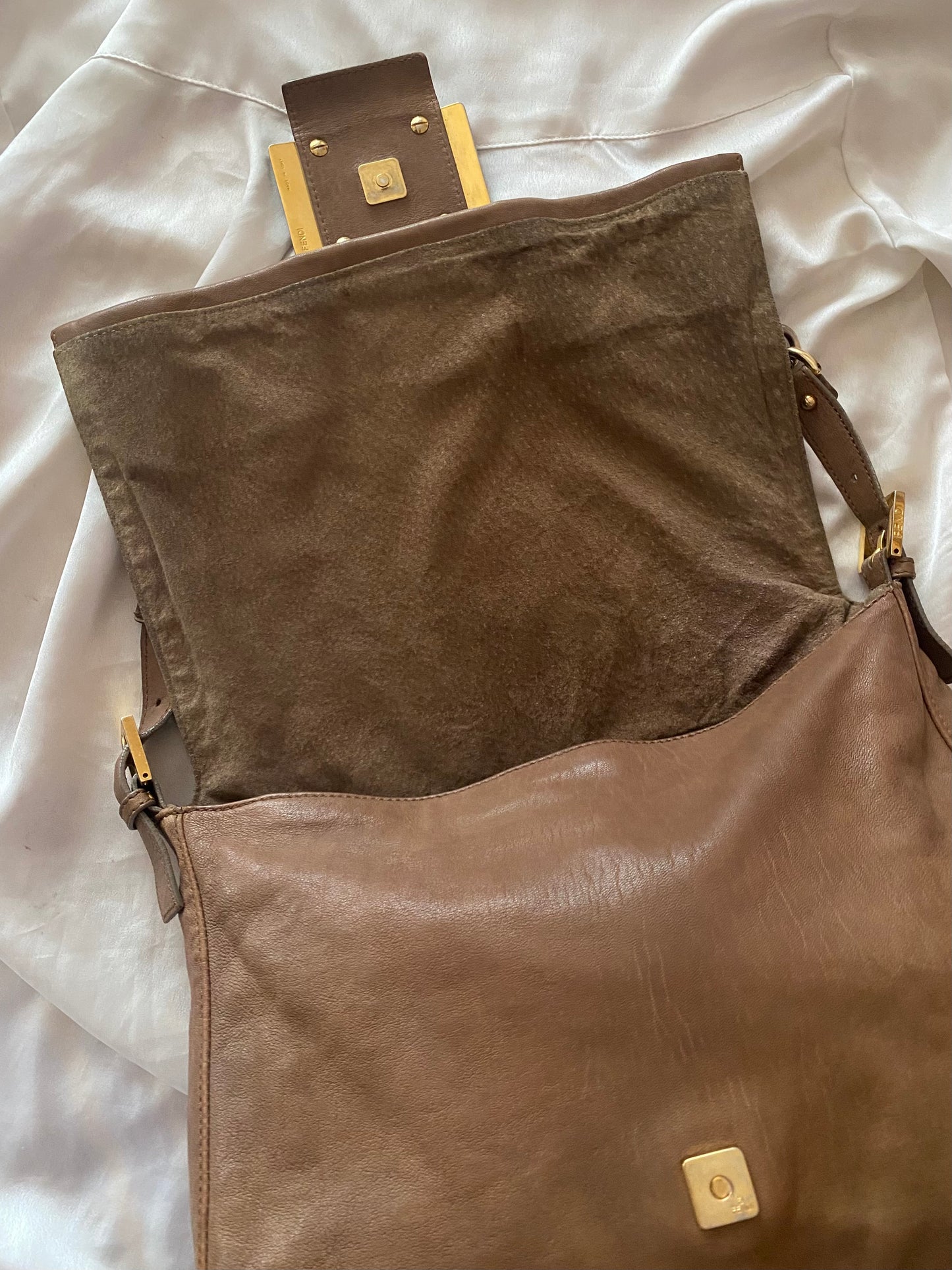 Fendi Mamma Baguette in Brown Marble Leather