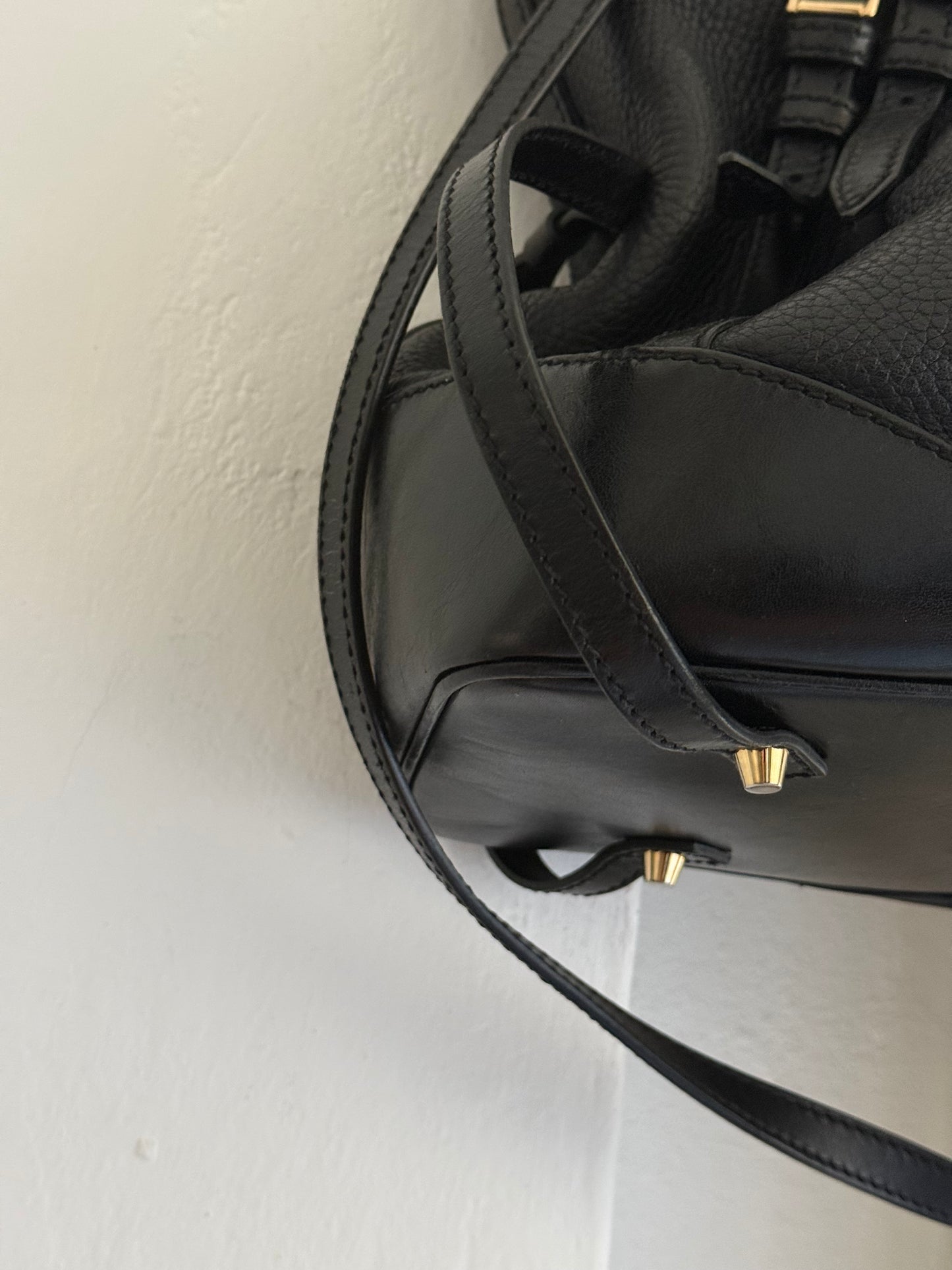 Burberry Bridle Whipstitch black