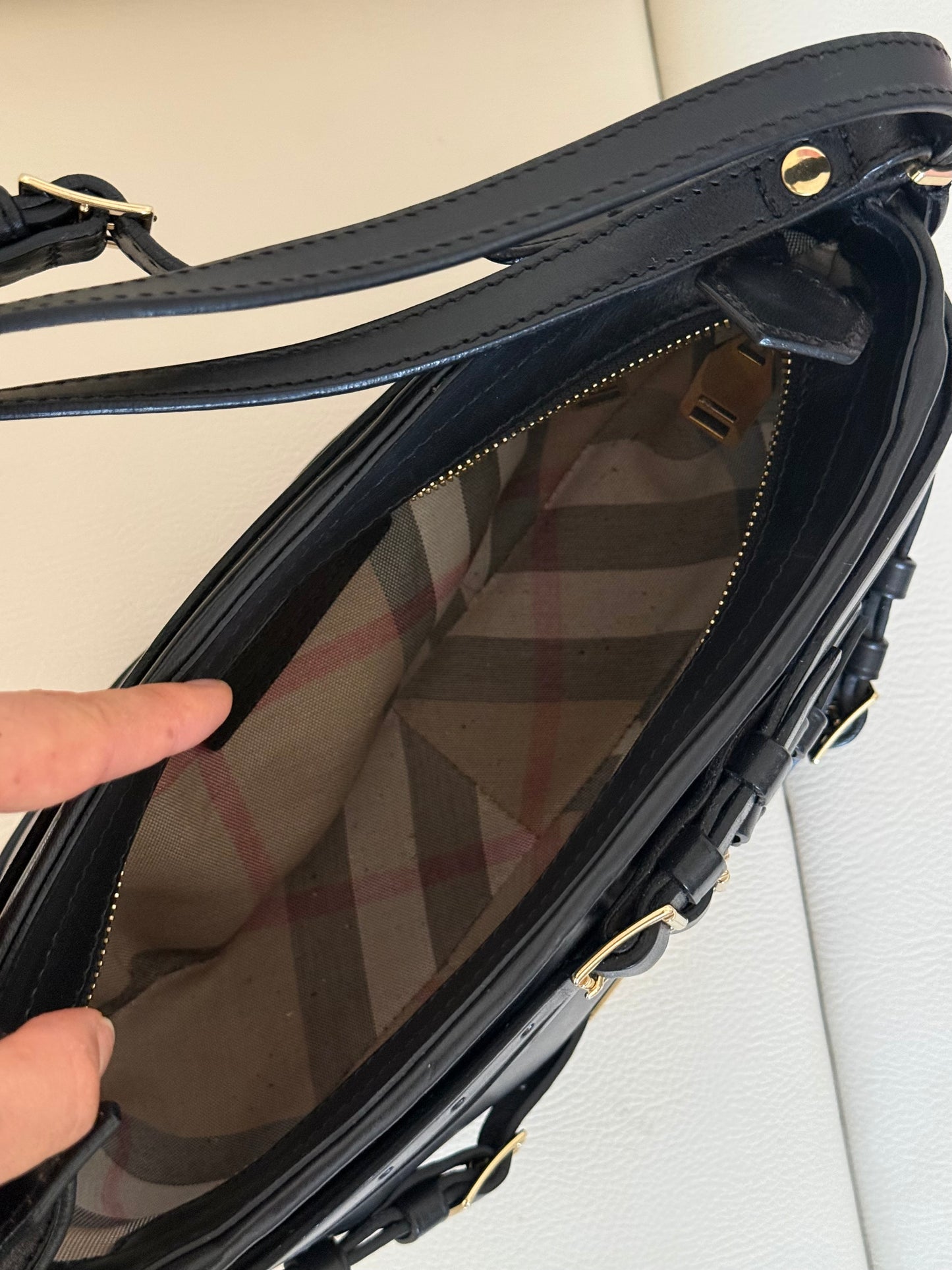 Burberry Dutton Crossbody black