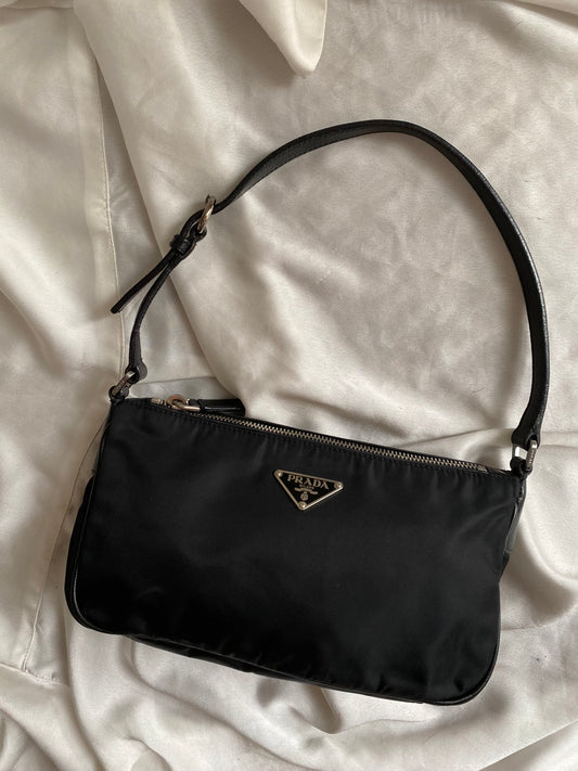 Prada hobo 2002 nylon and leather