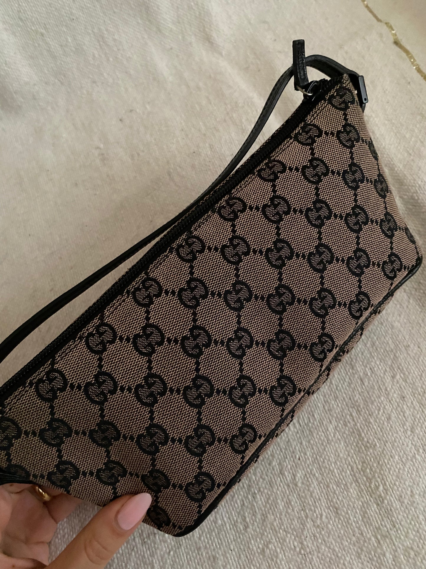 Gucci boat monogram black and beige 