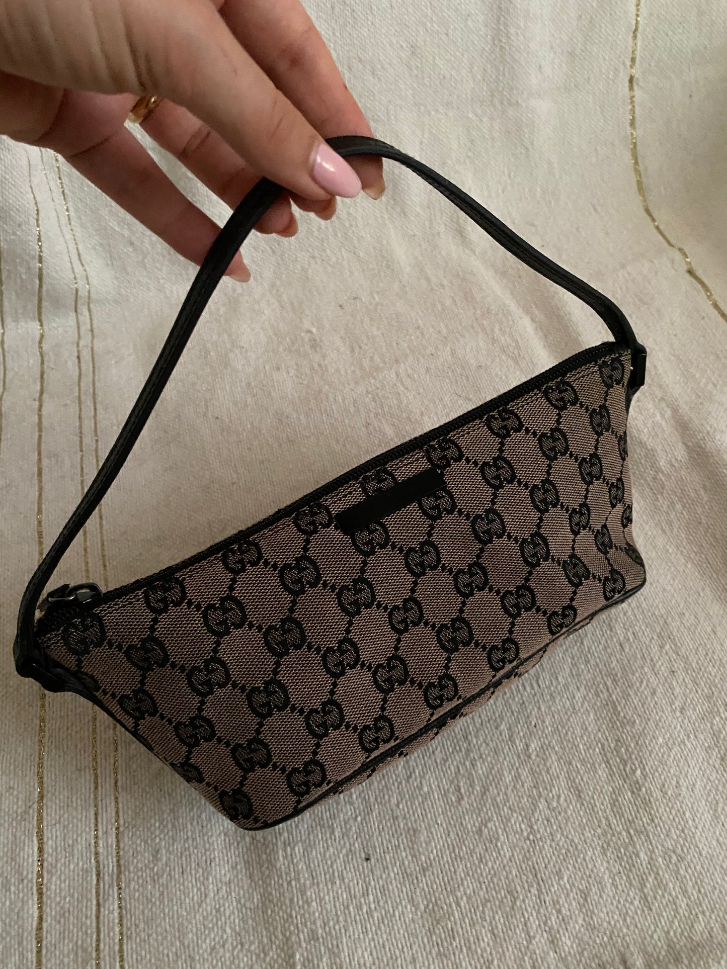 Gucci boat monogram black and beige 