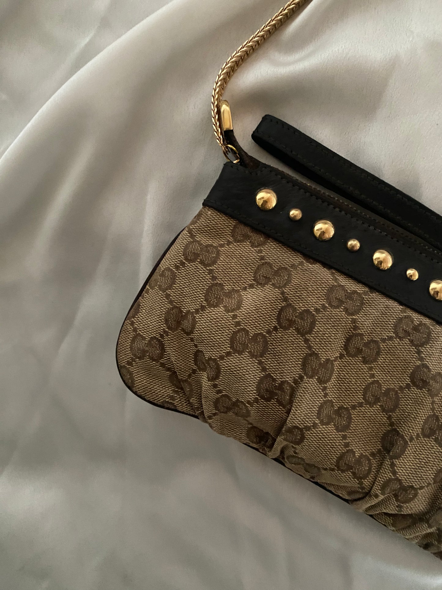 Gucci classic monogram clutch bag