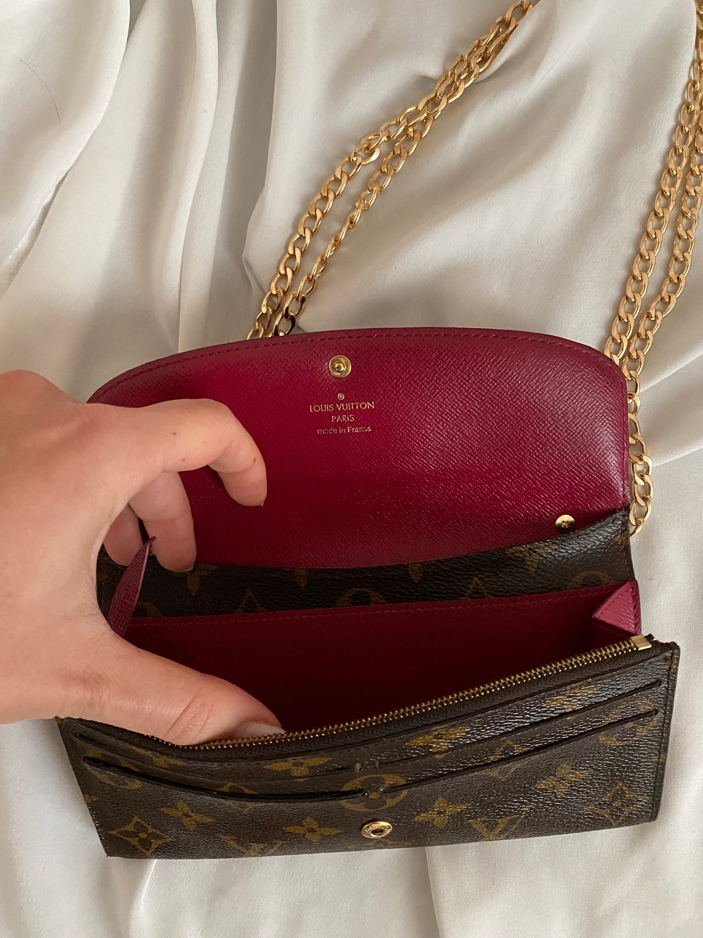 Louis Vuitton Pochette Monogram purple interior