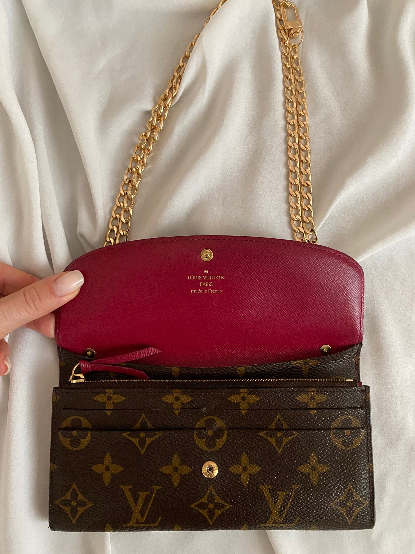 Louis Vuitton Pochette Monogram purple interior