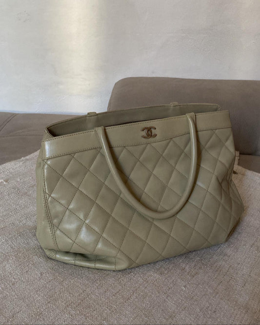 Chanel Tote Maxi Bag